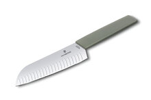 Кухонный нож Victorinox 6.9056.17K6B Сантоку