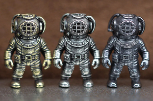 Бусина Водолаз (черная)